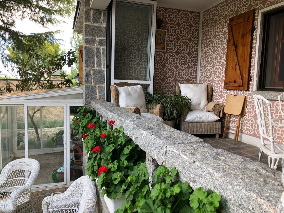 Villa Aurelia - Casa De Campo Con Jardin Y Piscina Entre Madrid Y Segovia Ortigosa del Monte Kültér fotó